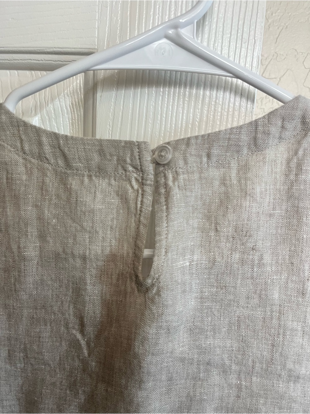 Quince 100% European Linen Tank - Picture 4 of 5